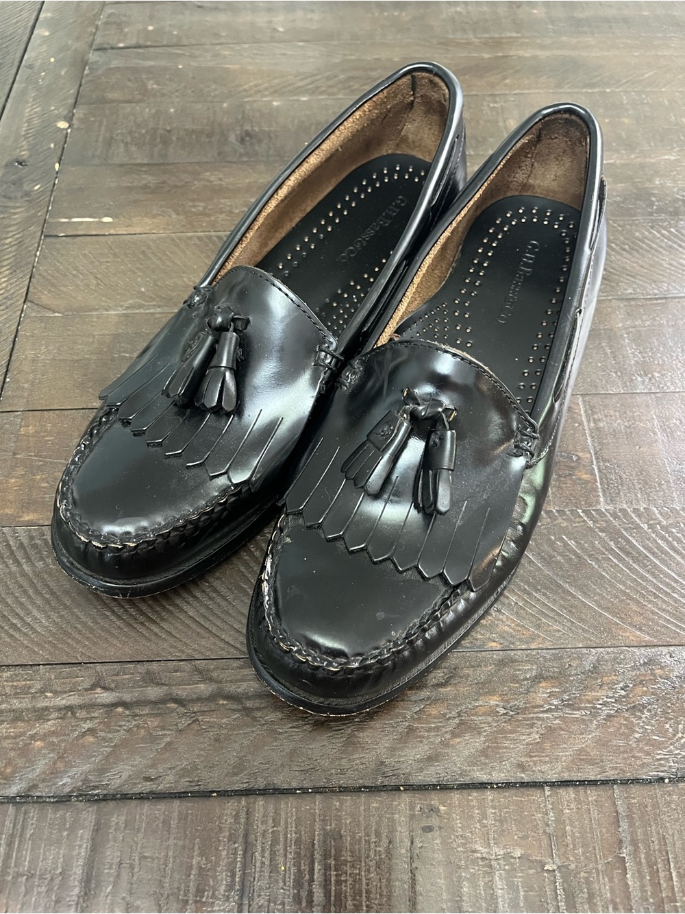 G.H. Bass & Co. Black Leather Tassel Kiltie Loafers 8.5d